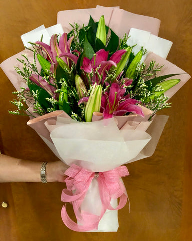 Lily Hand Bouquet