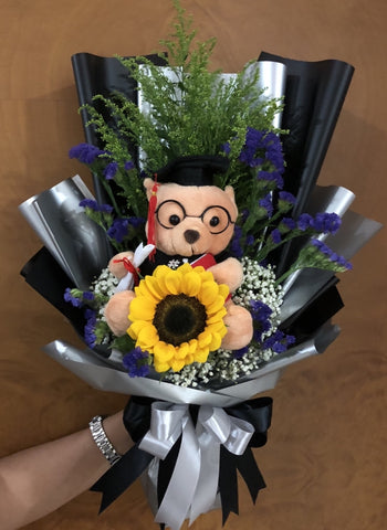 Graduation Bear Bouquet | Graduation Flower Bouquet Singapore  